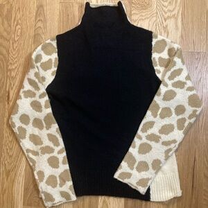 Central Park West sweater size M